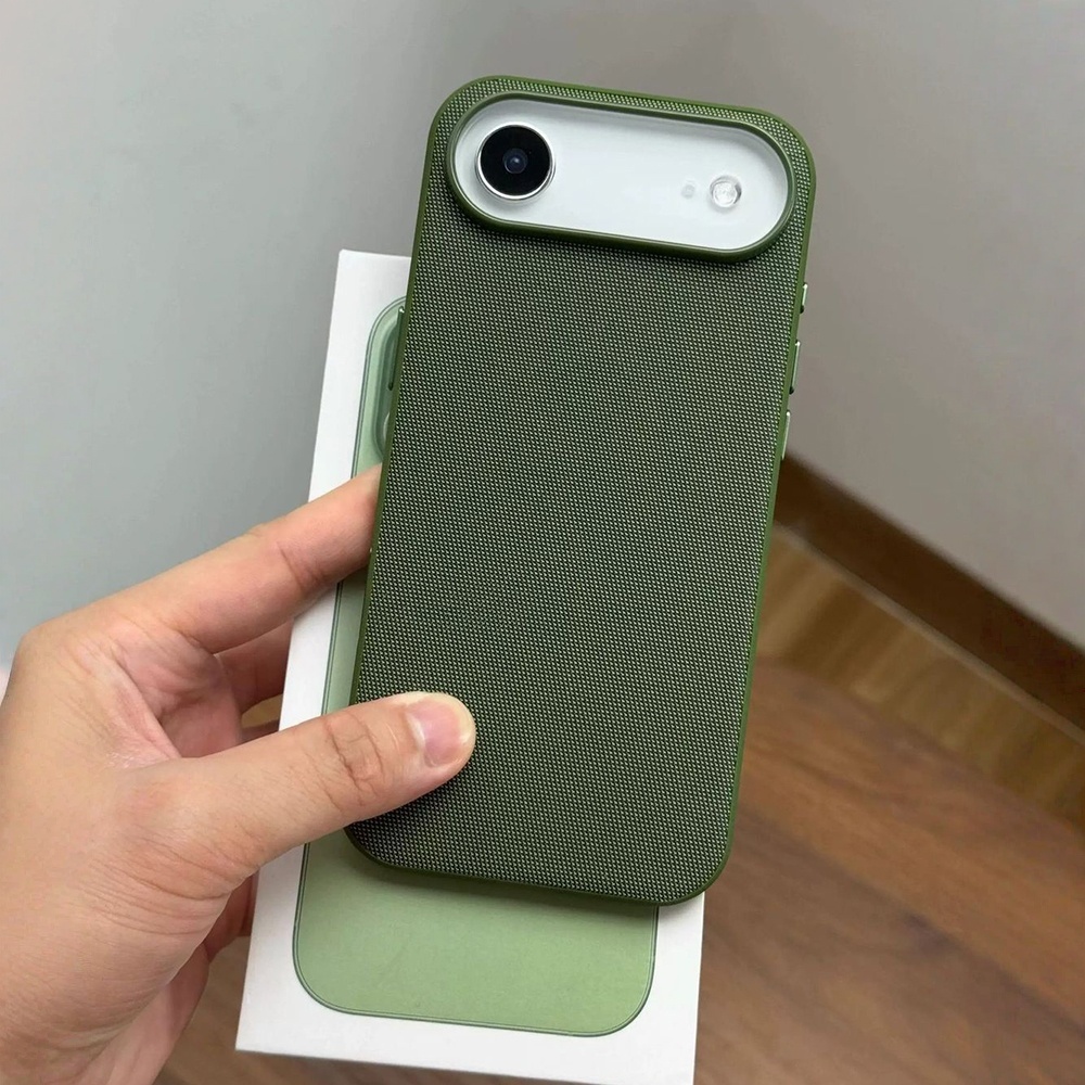 Tech Accessories Hard Case - Custodia Magnetica in Tessuto Tecnico Intrecciato