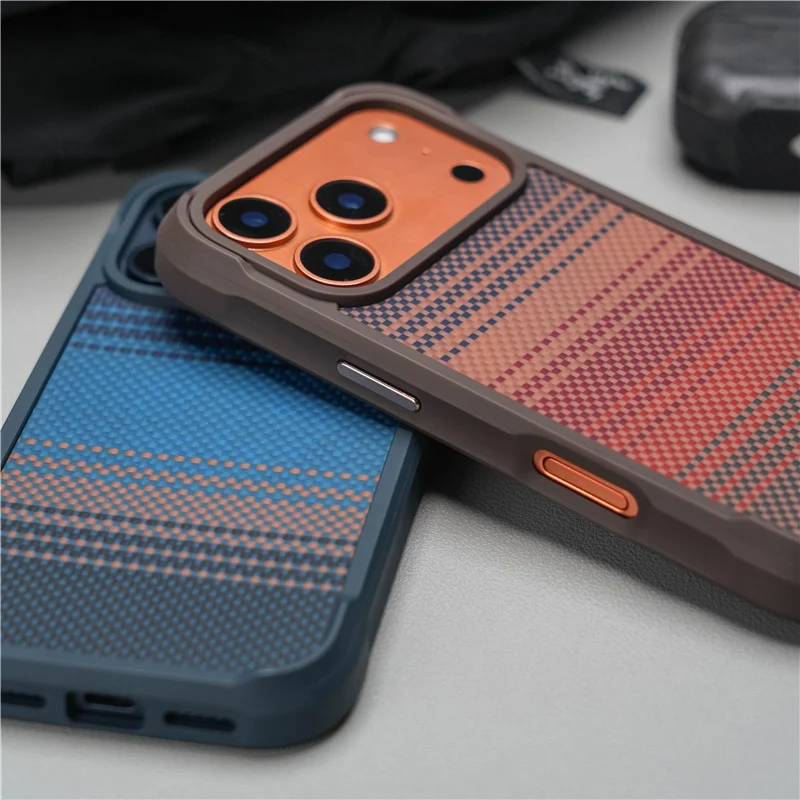 Custodia Magnetica Geometrica  - Tech Accessories Hard Case recensione e prezzo