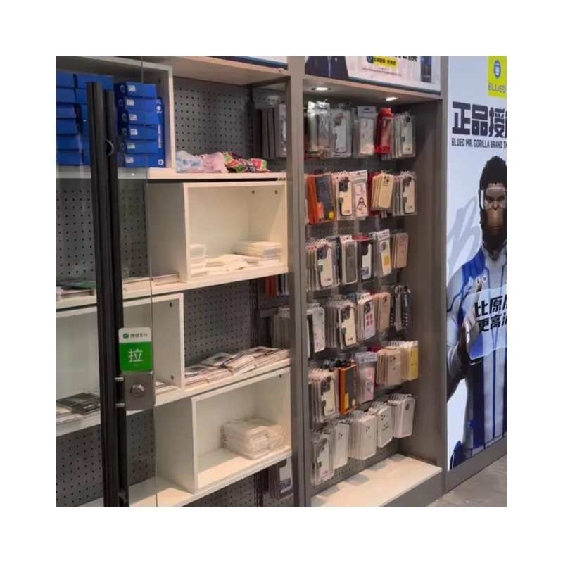 Vetrina Espositiva Moderna Per - Tech Accessories Kiosk recensione e prezzo