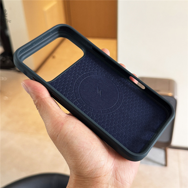 Custodia Antiurto Originale Ma - Tech Accessories Hard Case recensione e prezzo
